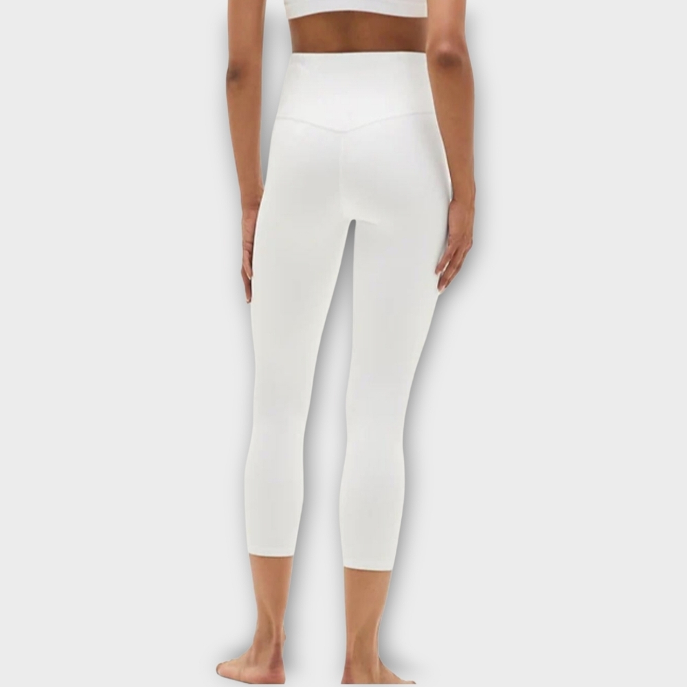 NWT Athleta Ultra High Rise Elation 7/8 Tight, Womens Medium - Picture 2 of 3